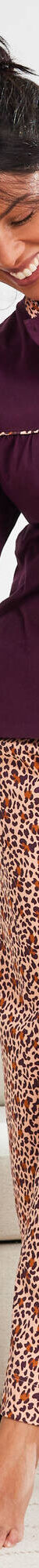 Pyjama boutonné imprimé animalier (aubergine) Pyjama boutonné imprimé animalier (aubergine)